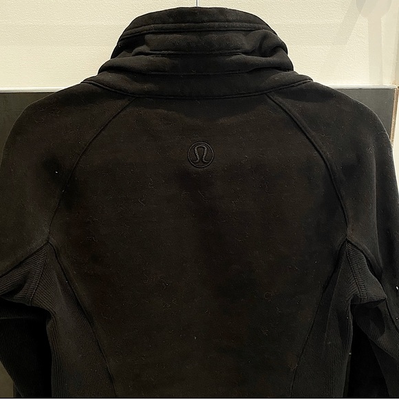 SOLD 🥰🩷: Lululemon Radiant Jacket - Picture 7 of 13